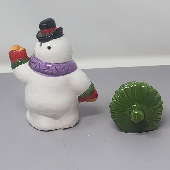Vintage Enesco Snowman & Christmas Tree‎ Ceramic Salt & Pepper Shakers - Picture 3 of 10